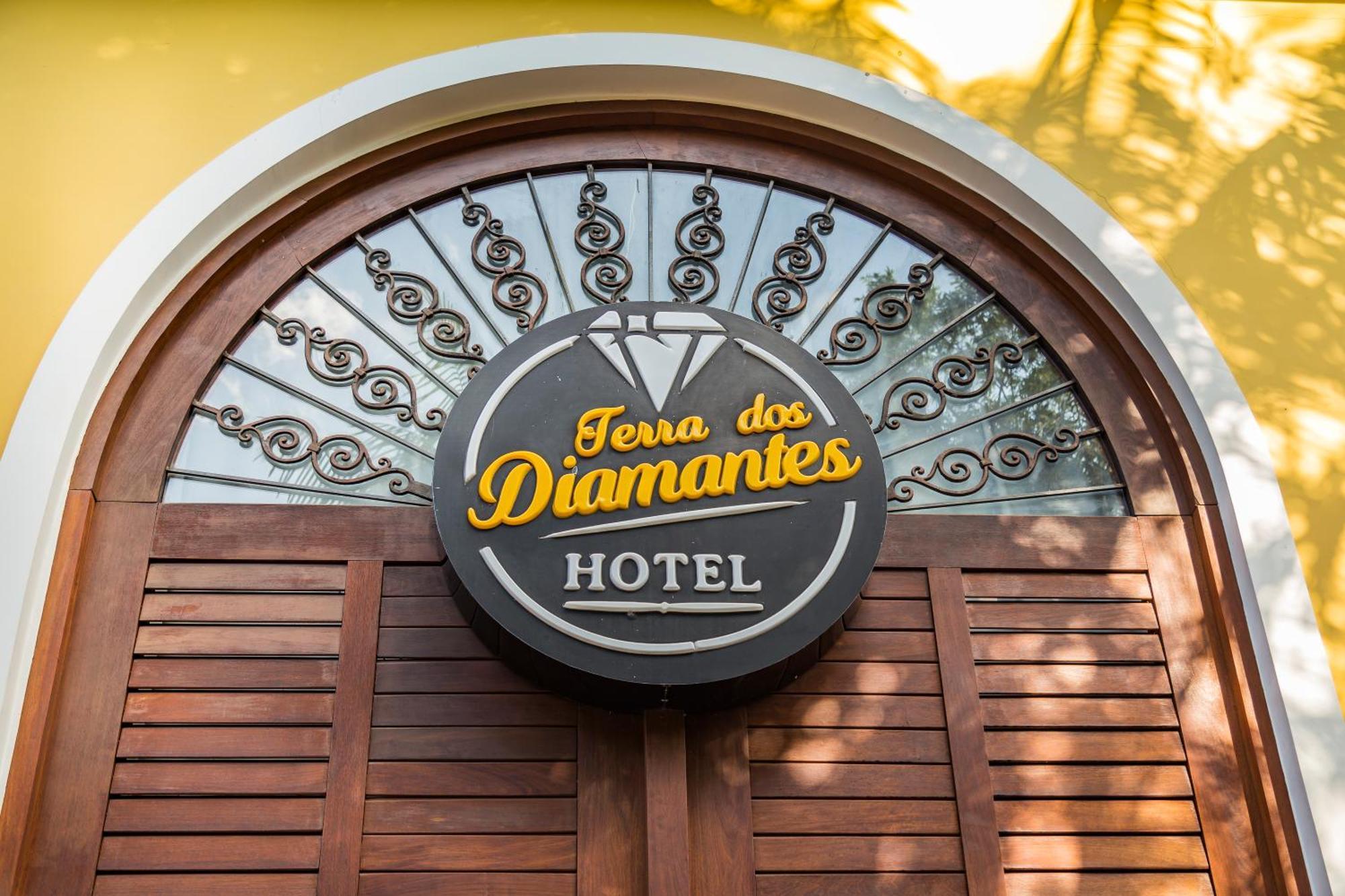 Terra Dos Diamantes Hotel เลนโซยส์ ภายนอก รูปภาพ