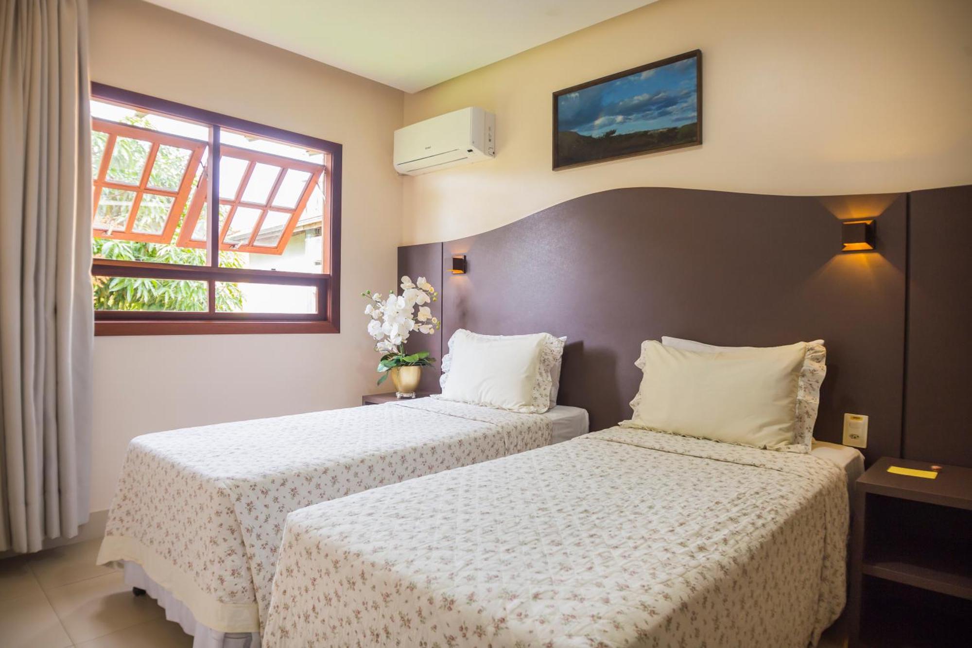 Terra Dos Diamantes Hotel เลนโซยส์ ภายนอก รูปภาพ