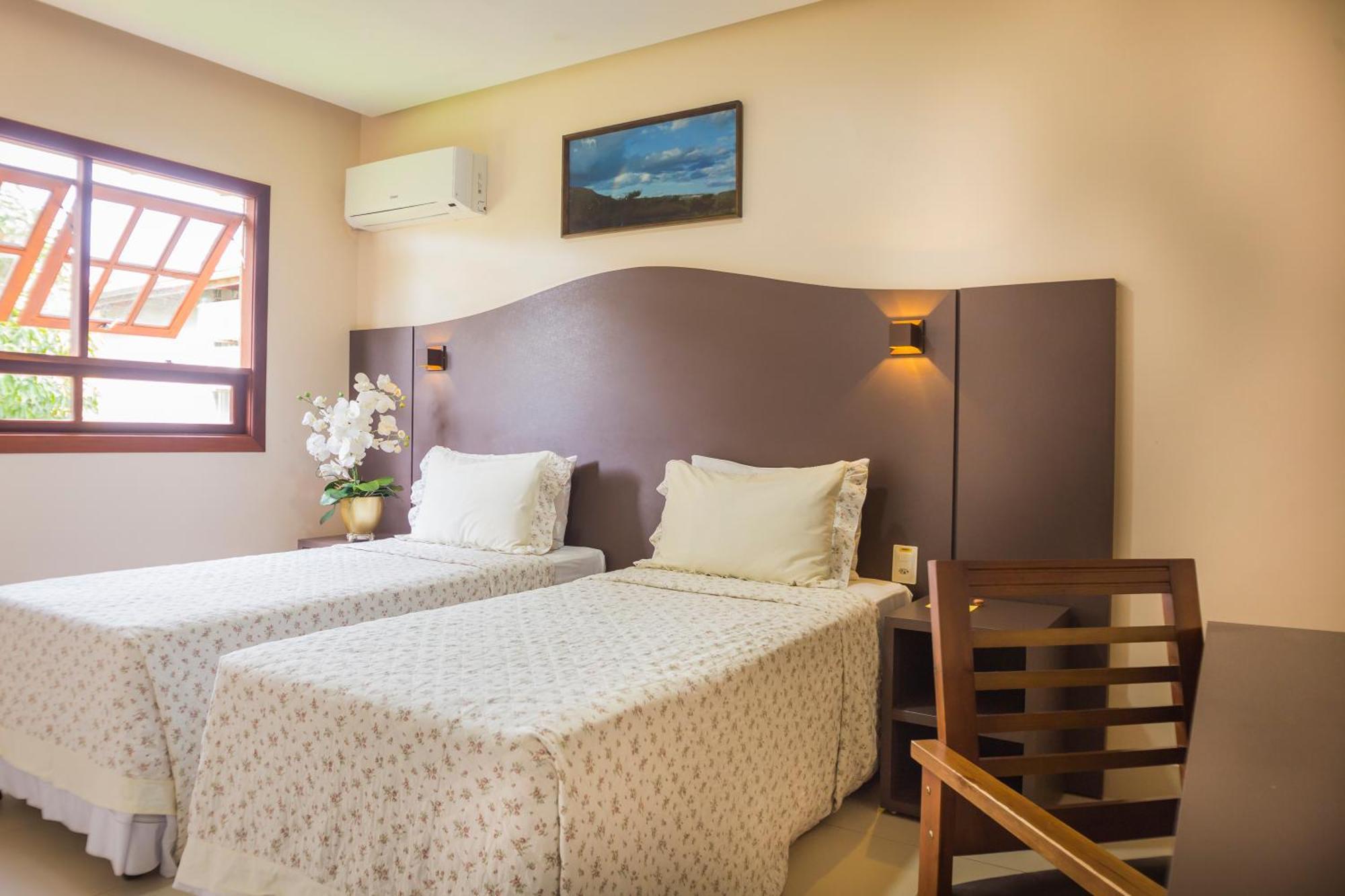 Terra Dos Diamantes Hotel เลนโซยส์ ภายนอก รูปภาพ