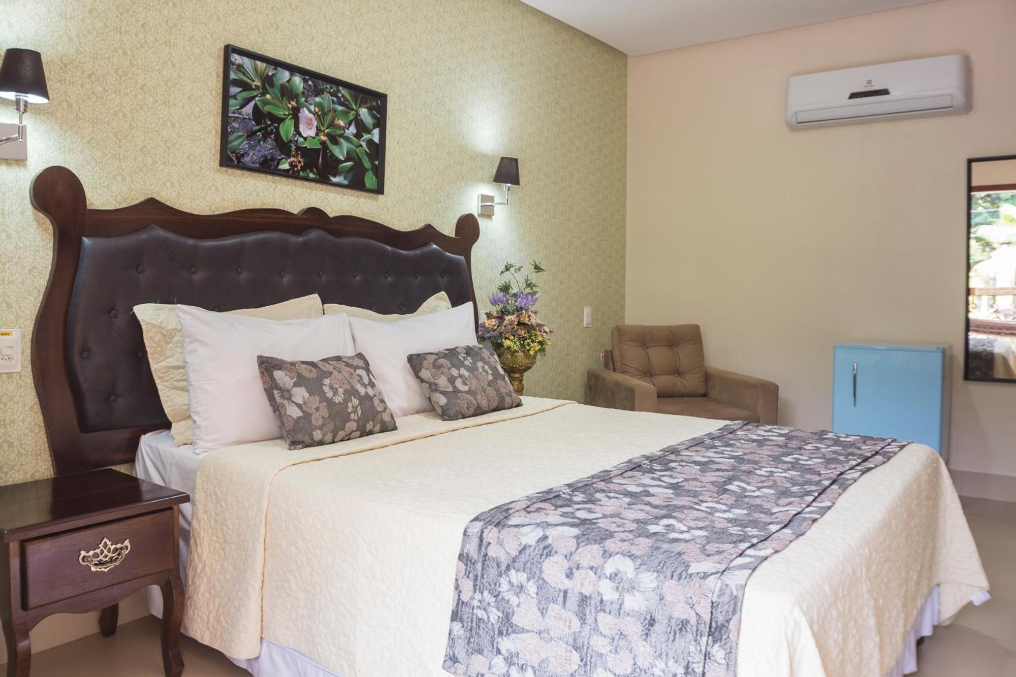 Terra Dos Diamantes Hotel เลนโซยส์ ภายนอก รูปภาพ