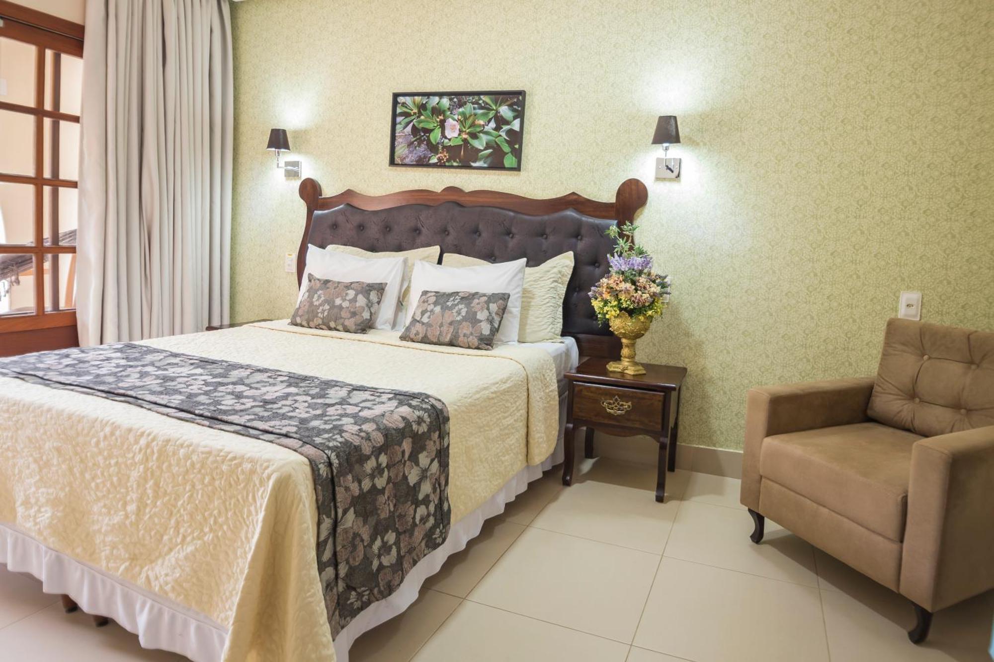 Terra Dos Diamantes Hotel เลนโซยส์ ภายนอก รูปภาพ